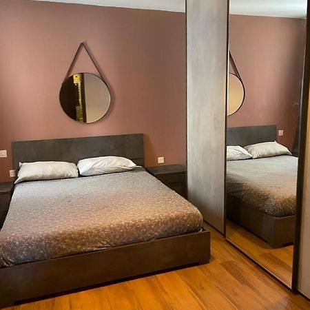 Airport Accommodation Bedroom With Your Own Private Bathroom Self Check In And Self Check Out Air-Condition Included Mqabba Zewnętrze zdjęcie